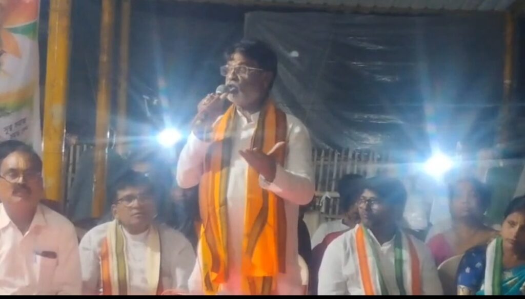 মোদি জন্মদিনে বিশেষ কর্মসূচি, নাট্য পরিবেশনায় তুলে ধরা হল উন্নয়ন ও জনকল্যাণের বার্তা।