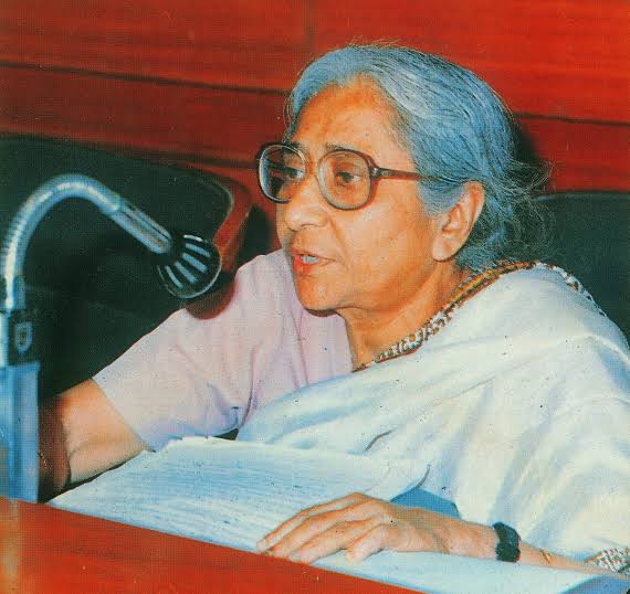 ড. অসীমা চট্টোপাধ্যায়: উদ্ভিদ থেকে ওষুধ আবিষ্কারের স্বপ্ন দেখা এক মহীয়সী বিজ্ঞানী।