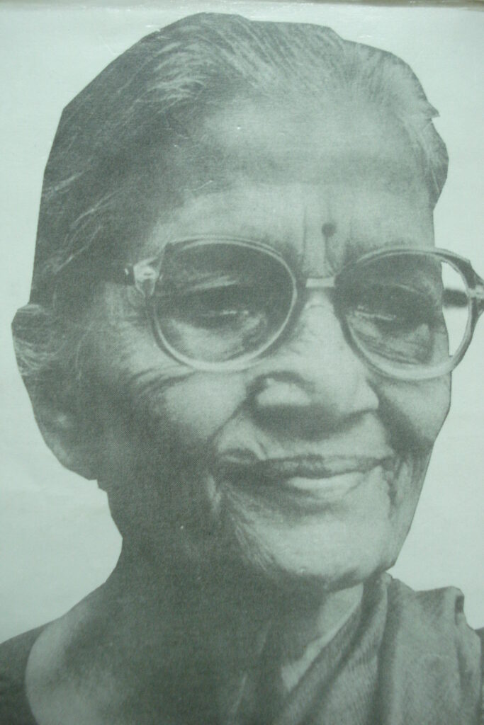মহীয়সী নারী: দুর্গা ভাগবত—জ্ঞান, সাহিত্য ও প্রকৃতিপ্রেমে উজ্জ্বল এক ব্যতিক্রমী ব্যক্তিত্ব।