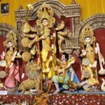 স্থাপত্যে উত্তর ভারতের ছোঁয়া, প্রতিমায় বাঙালিয়ানা—২৯তম বর্ষে নজর কাড়ছে চকপাড়ার দুর্গাপুজো।