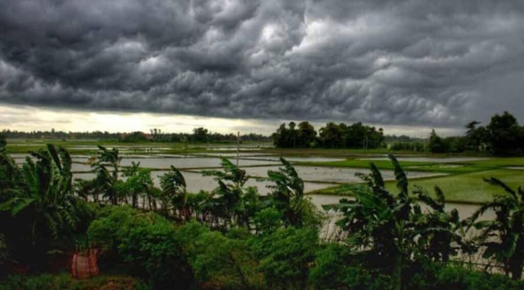 মেঘের দেশে শেষ চিঠি।।