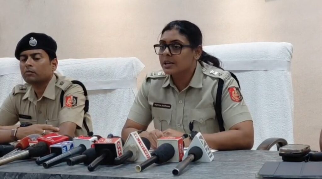 মাদকবিরোধী অভিযান থেকে নারী সুরক্ষা, একাধিক বিষয়ে নজরদারি বাড়াচ্ছে পশ্চিম মেদিনীপুর পুলিশ।।
