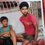 মালদার গোসাইপুরে দুই পড়ুয়ার সন্ধান নেই, সন্তানদের ফেরার অপেক্ষায় পরিবার।