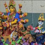 ছোট্ট হাতে মাটির জাদু, মালদার খুদে শিল্পী কিংশুকের তৈরি দুর্গাপ্রতিমা ঘিরে চর্চা।