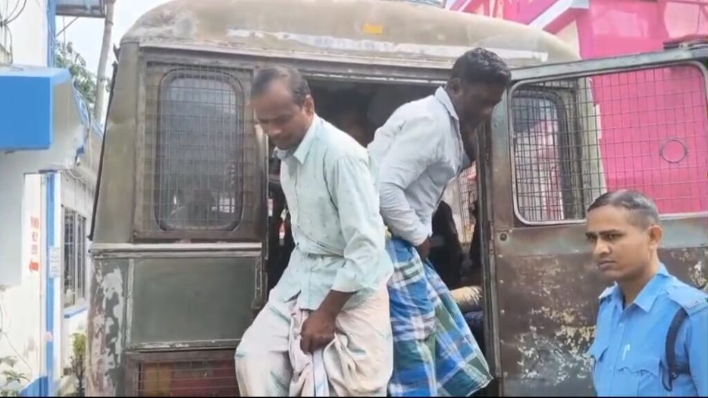 মালদায় বিজেপি কর্মী সমীর ঘোষ খুনের ঘটনায় গ্রেফতার তিন, রামকেলিতে কড়া নজরদারি পুলিশের।