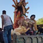 আবির, ব্যান্ডের বাজনা আর মিলনমেলা, খট্টিমারিতে বর্ণাঢ্য শোভাযাত্রায় দুর্গাপ্রতিমা বিসর্জন।